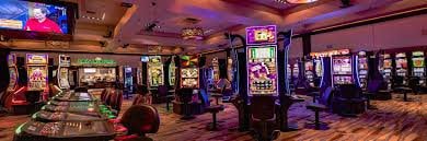 Antarmuka Situs Mobile honda4d dengan meja blackjack dealer langsung